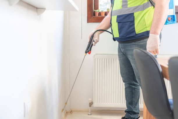 Best Emergency Pest Control  in Farmersville, OH